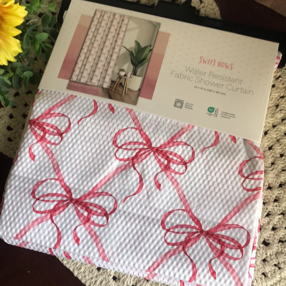 Sweet Bows Water Resistant Shower Curtain with Pink Bow Design